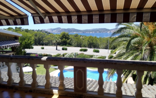 Classic villa with pool and garden in Santa Ponsa - Investment